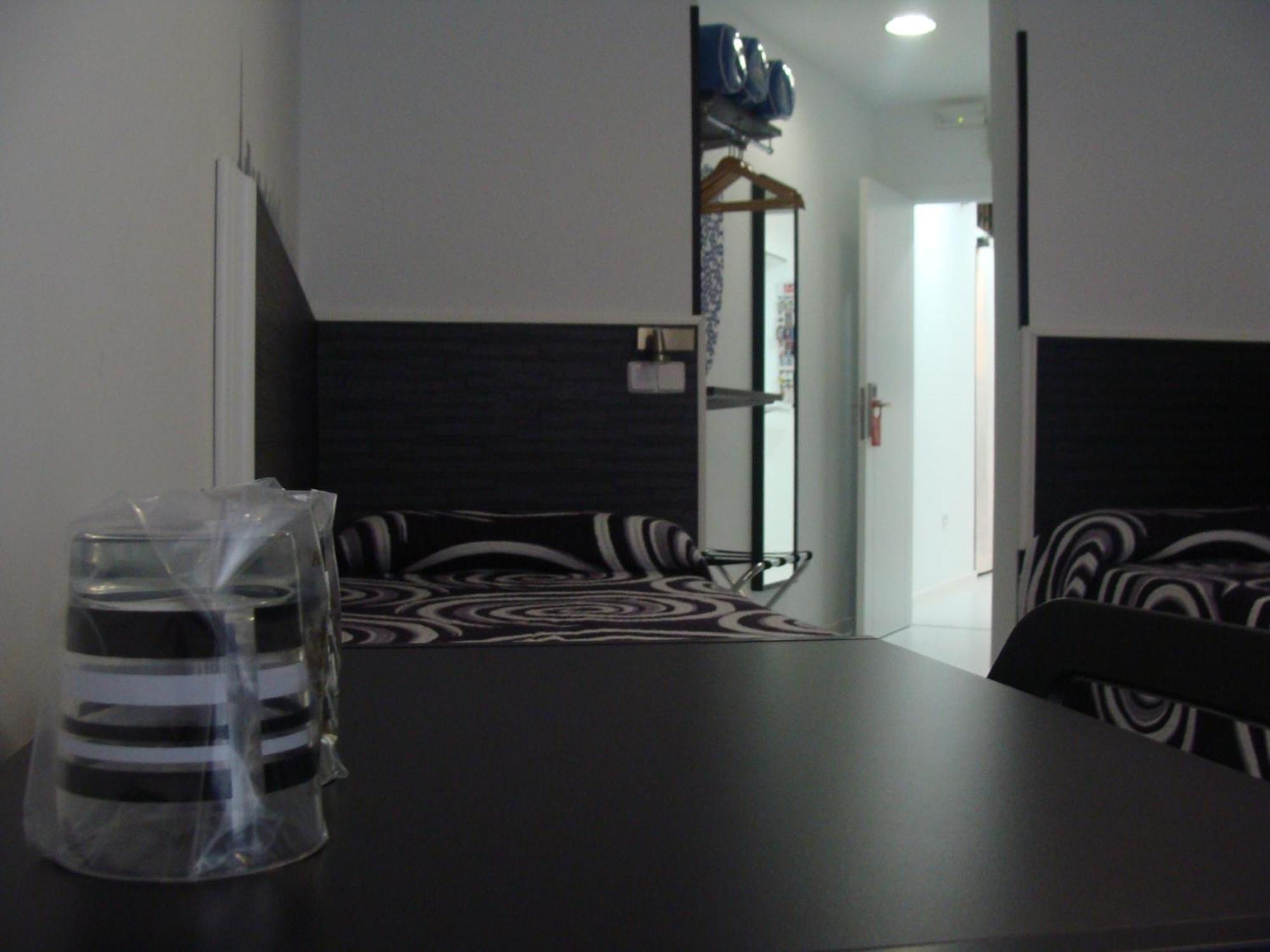 Hostal Jq Madrid 1 Eksteriør billede