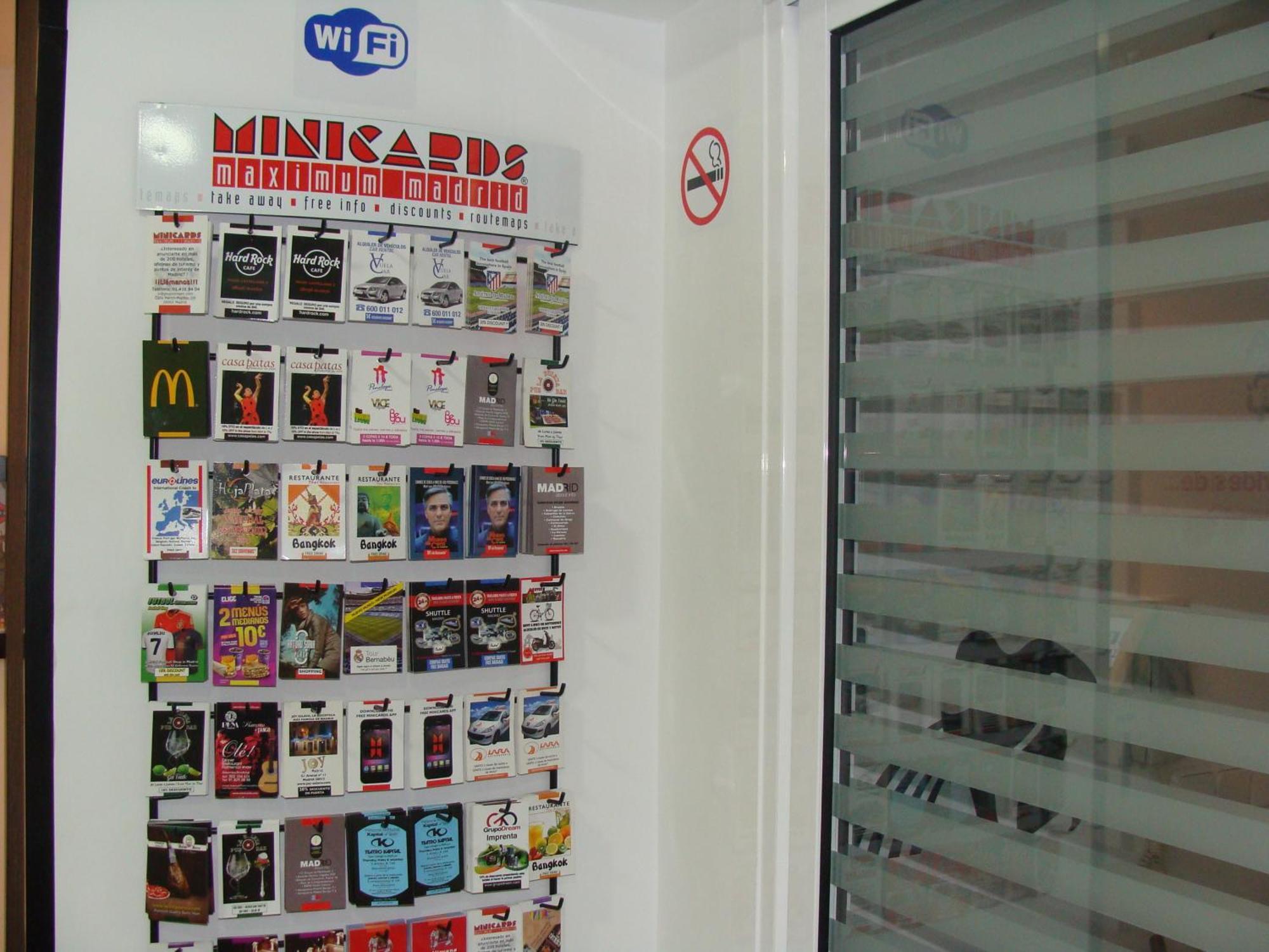 Hostal Jq Madrid 1 Eksteriør billede
