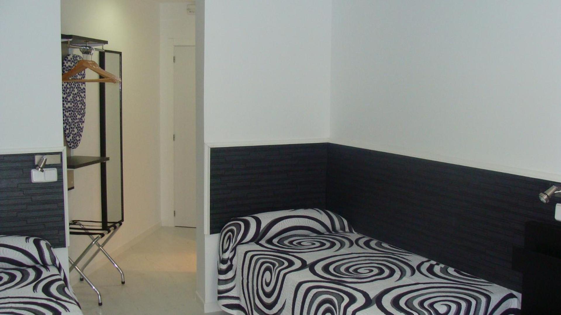 Hostal Jq Madrid 1 Eksteriør billede