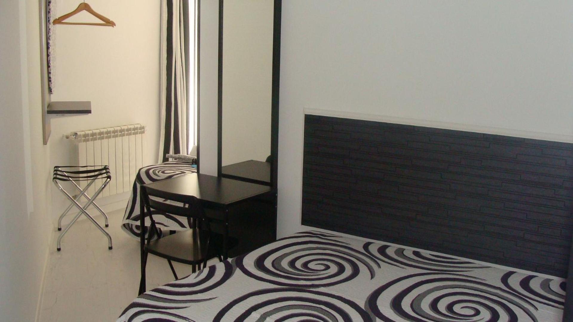 Hostal Jq Madrid 1 Eksteriør billede