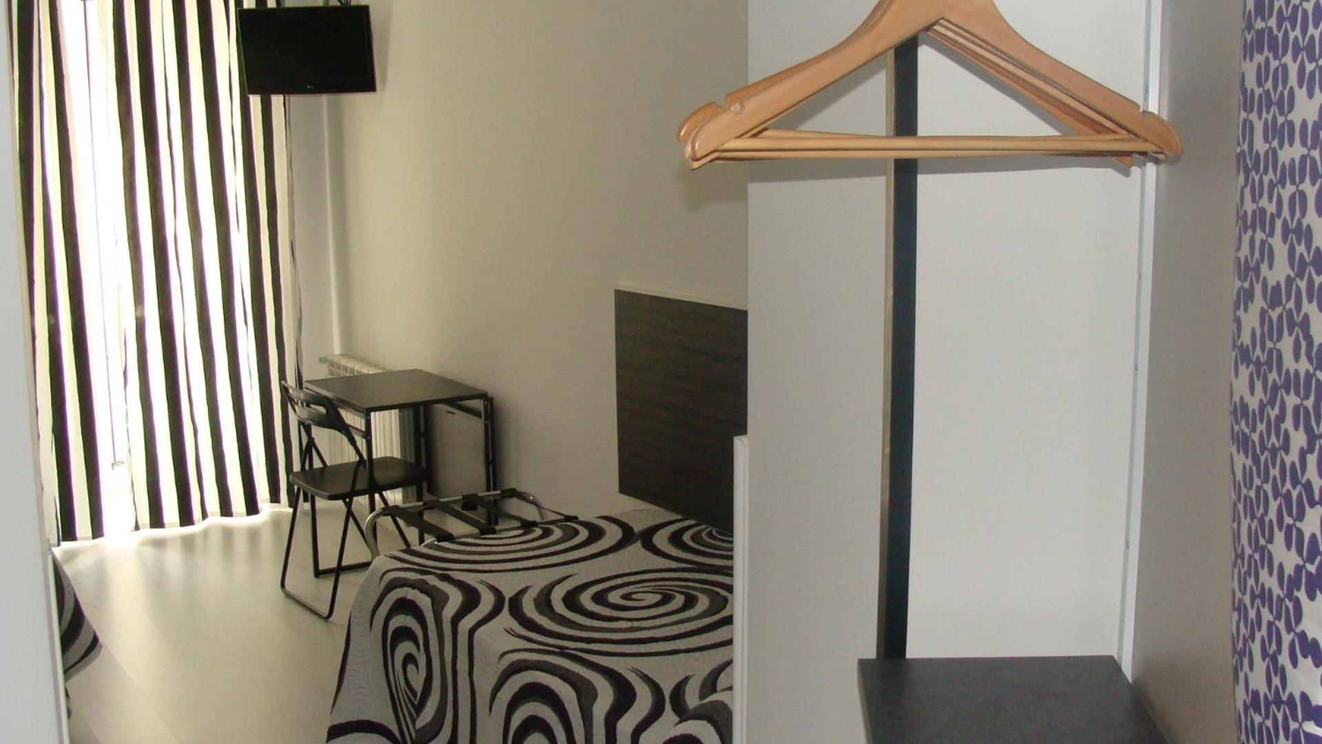 Hostal Jq Madrid 1 Eksteriør billede