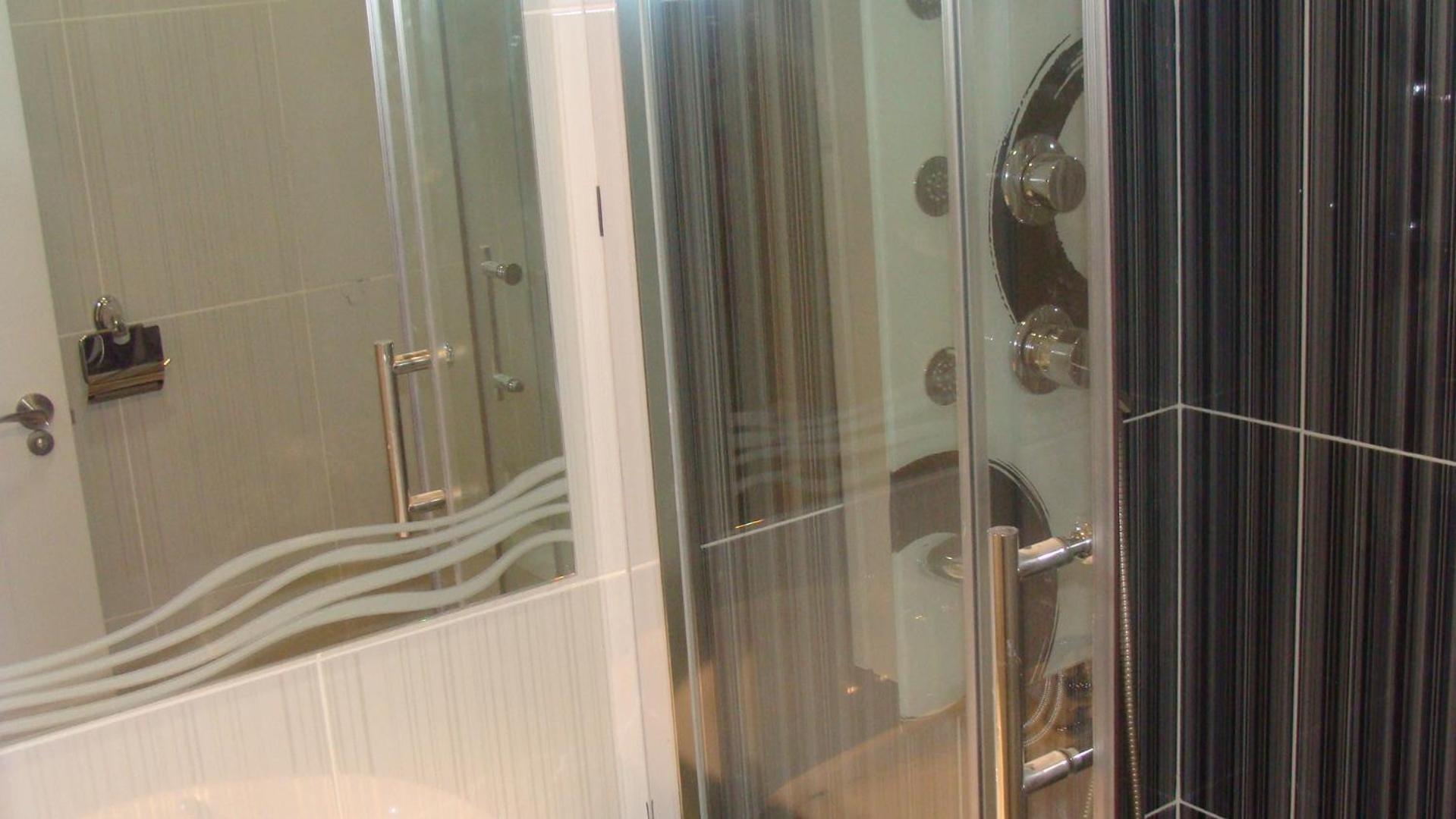 Hostal Jq Madrid 1 Eksteriør billede