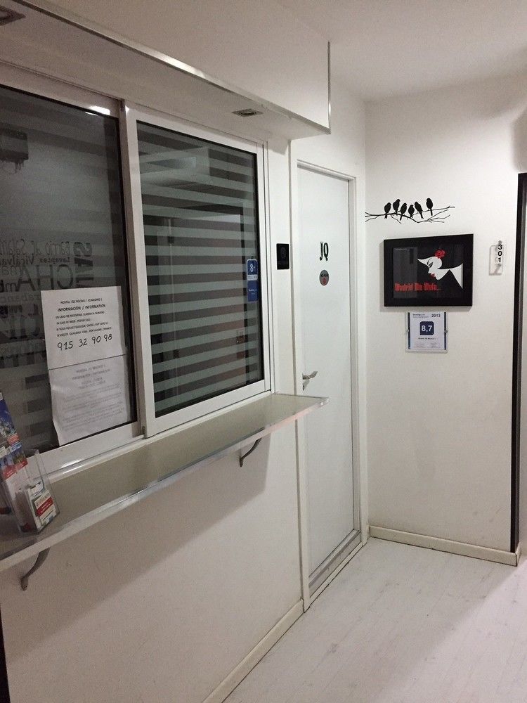 Hostal Jq Madrid 1 Eksteriør billede