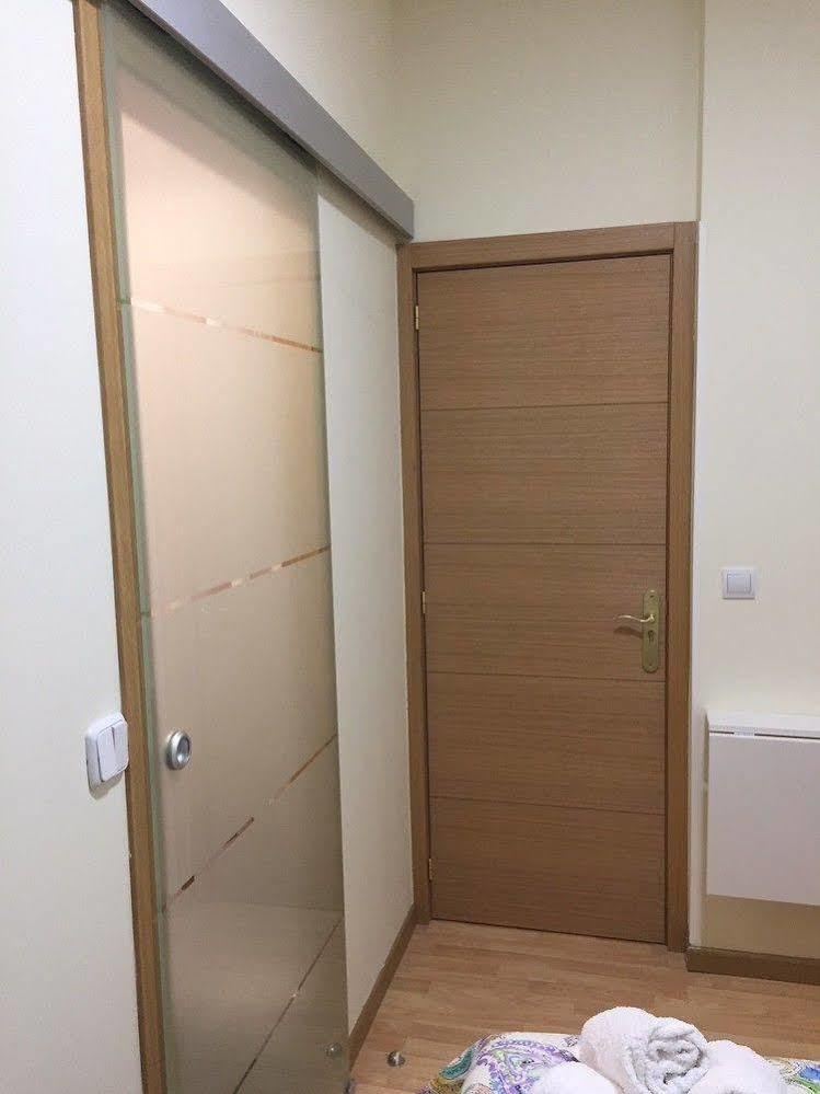 Hostal Jq Madrid 1 Eksteriør billede