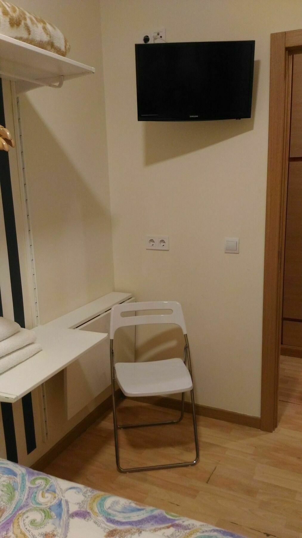 Hostal Jq Madrid 1 Eksteriør billede