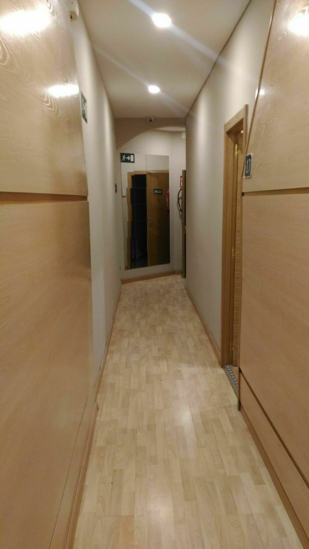 Hostal Jq Madrid 1 Eksteriør billede